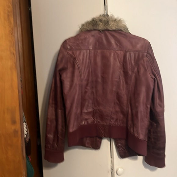 Lived in Bershaka Leather Jacket with Faux fur collar - Picture 2 of 15